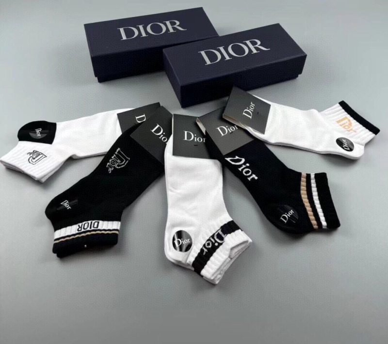 DIOR